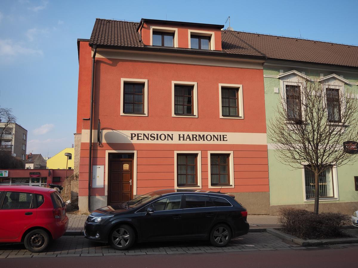 Pension Harmonie -Self Check-In Kolín Eksteriør bilde